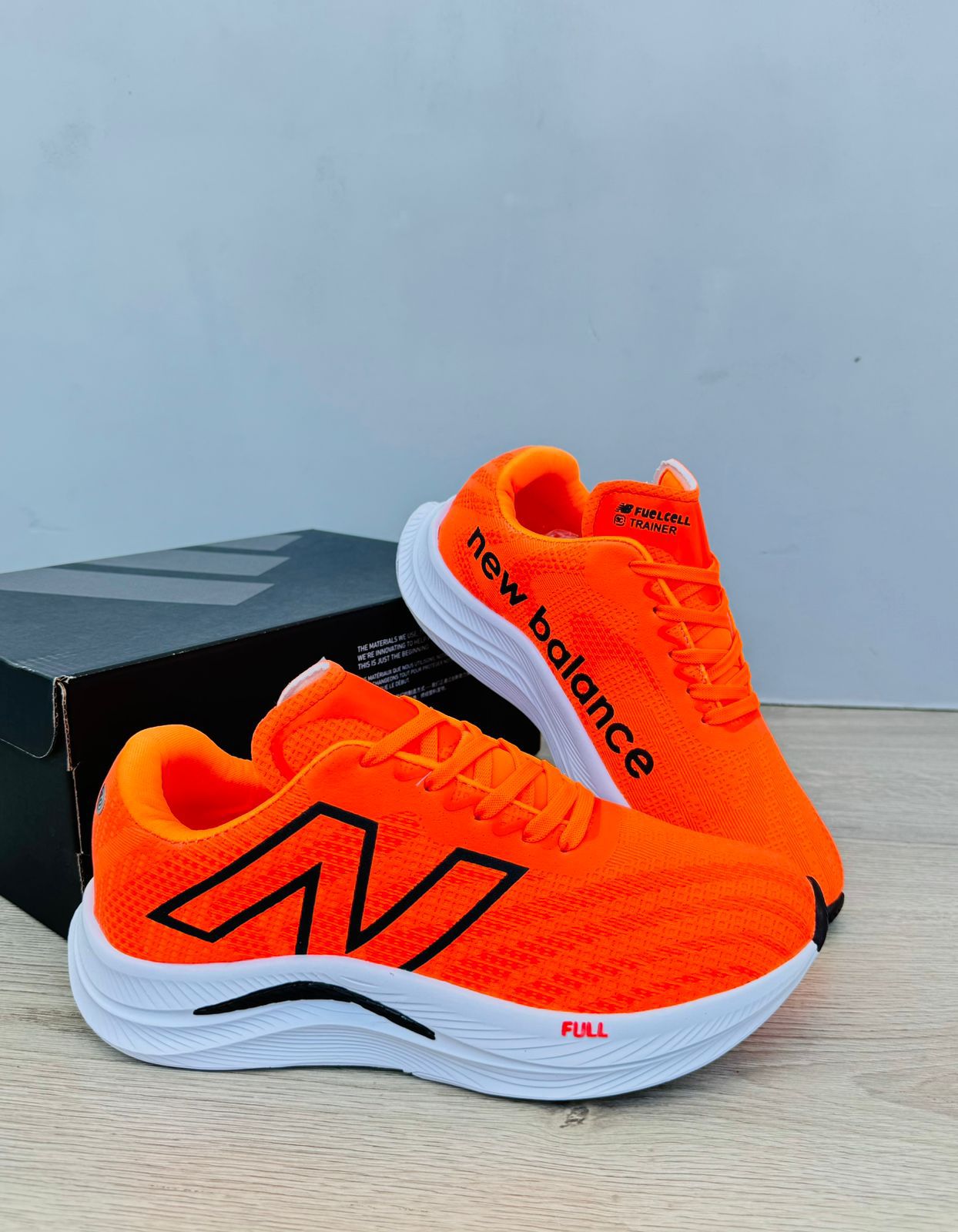 NUEVO FuelCell Running New Balance – Unisex